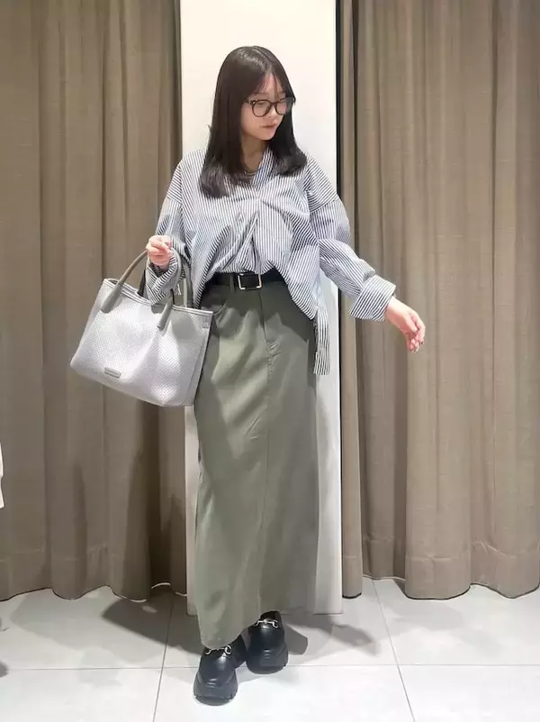 「「はいててラクなのに今っぽさ抜群！」大人女性が狙いたい「ローファースニーカー」春コーデ3選」の画像