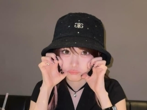 「こんなに綺麗な顔の人日本にいたんや」田中れいな、“手づかみ”食事ショットに「高校生にしか見えん」反響