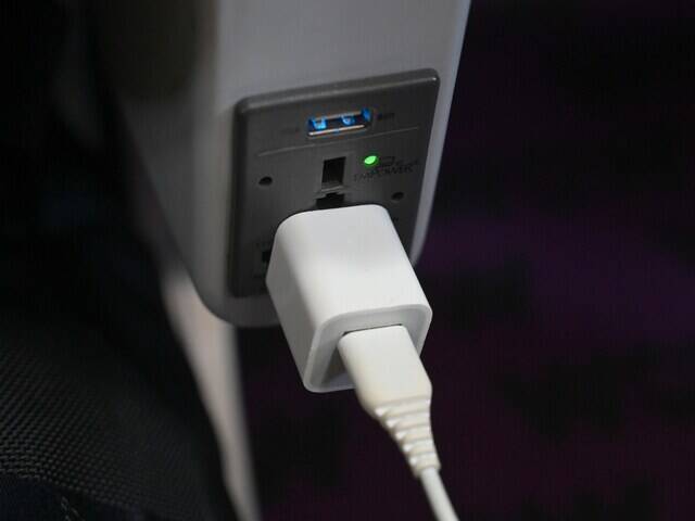 【出発前に要確認】飛行機・鉄道のモバイルバッテリー持ち込み可否は？ リコール製品は没収の可能性も