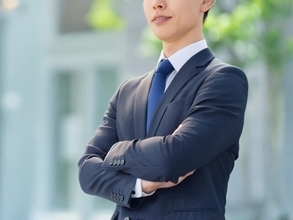 「引き抜きではないか」とトラブルに。32歳男性、同業他社へ転職し年収400万円から600万円に