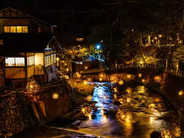 【熊本県】『入湯手形』で湯巡りができる「黒川温泉」。街全体をひとつの旅館とする情緒ある風情が魅力