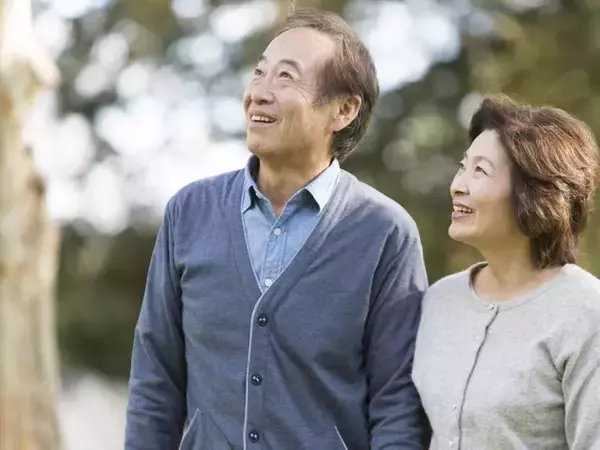 金融資産2400万円「図書館でアルバイト、妻と温泉。年金生活も悪くない」65歳男性の老後の暮らし