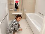 「「広くて素敵なお風呂」鈴木奈々、自宅のお風呂を大公開！ 「めちゃめちゃ綺麗になりました」芸人が掃除」の画像1