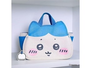 置いておくだけでかわいいハチワレデザイン！「インテリアトートバッグ」が付いてくる、予約必須の『CHIIKAWA INTERIOR TOTE BAG BOOK』は7月23日発売