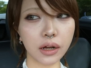 女性YouTuber、彼氏との旅行中に浮気発覚→破局を動画に「きつすぎるわ」「彼氏めっちゃいい人そうで草」