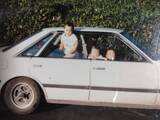 「「ハコ乗りイカついっすねw」タイムマシーン3号、幼少期の日産ローレルを披露！ 「なかなかの富裕層」」の画像1