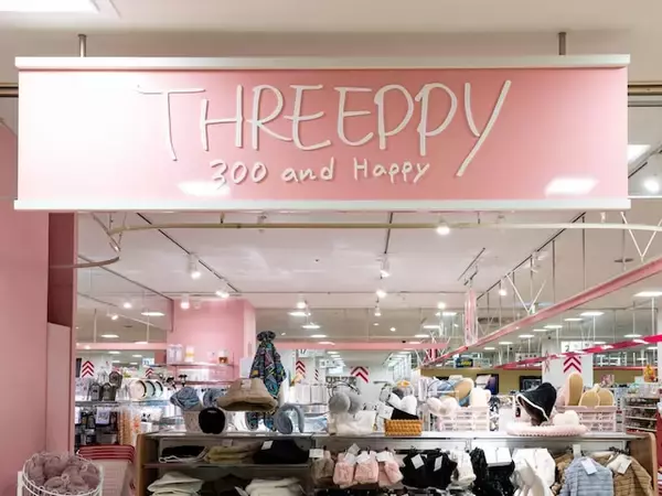 「再入荷来たぁぁー！」THREEPPYの“リカちゃんコラボ”に反響。専用コーナー爆誕の声も