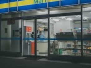 「買うのを渋って缶コーヒーだけ買って帰宅」29歳男性が深夜のコンビニで“物価高”を感じた瞬間…