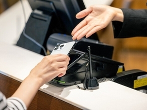 「キャッシュレス決済が普及し、現金を使わなくなったので…」52歳女性が買って後悔した“憧れ”のもの