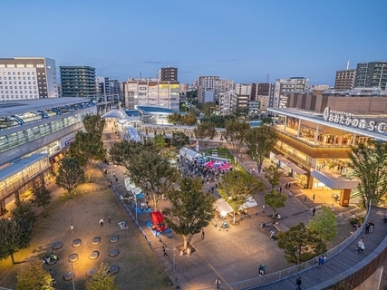 国より10年早い英語教育。人口増1位・流山市長が「心の見える化」までデータ連携を進める本当の理由