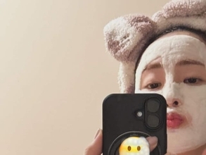 「ザ・デストロイヤーかと思いました」大沢あかね、パック中の姿に反響「お肌ツルツルになりそうー！」