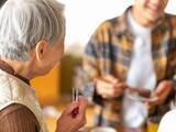 「「介護費用が心配。医療費がかかるとなるとさらに心配」だけど…72歳女性が孫へのお金を惜しまない理由」の画像1