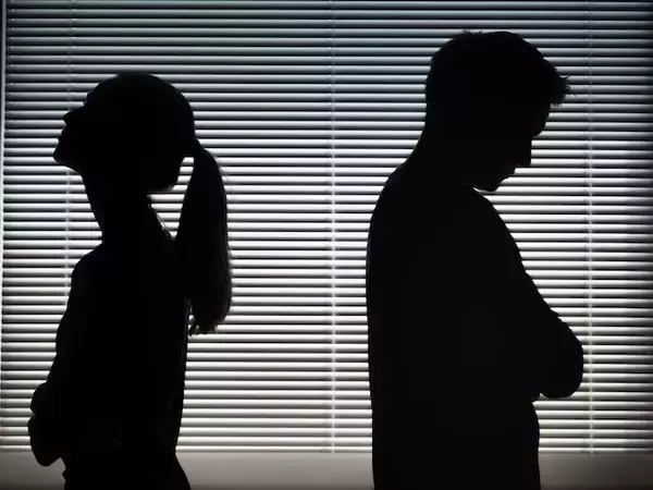 「触れるのが気まずい」「求められるとプレッシャー」レス夫婦に伝えたい3つの原因と再起動のヒント