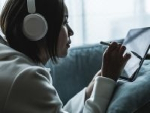 「優待でペイントツールが無料に」推し活の幅が広がった29歳女性の株主優待体験