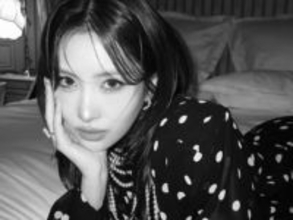 「天使」TWICE・モモ、ベッドの上で美しい姿を披露！ 「可愛いすぎ」「ヒールで殴られても全然嬉しい」