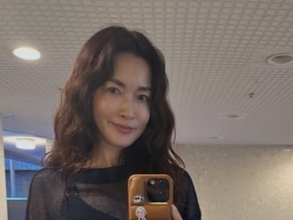 「たまらん」長谷川京子、透け感のあるファッションを披露「スタイル最高」「綺麗過ぎる!!カッコいい」