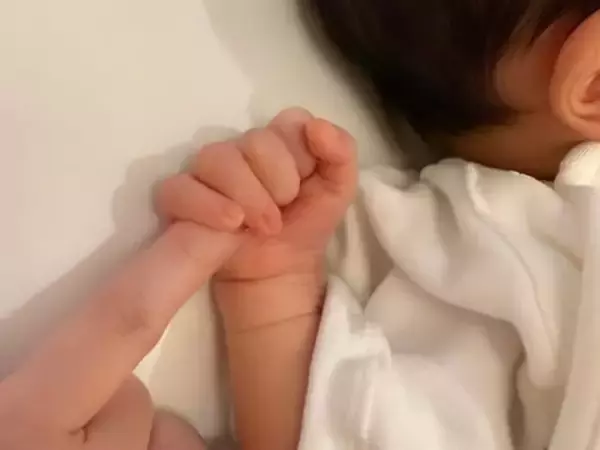 「これは将来、大物になるね」プロ野球選手、第1子の長女が誕生！ 「可愛さたまらん」「命の尊さに感動」