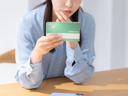 「投資は怖いけど利子は欲しい」高金利のスイッチ円定期に100万円預ける40代女性