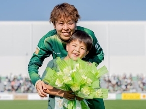 元なでしこ・岩清水梓、引退＆息子とのツーショット公開！ 「チームの戦力になれていない」理由明かす