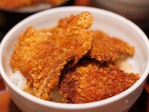 旅先で食べたい「新潟県のご当地グルメ」ランキング！ 2位「タレカツ丼」、1位は？ 【2025年調査】