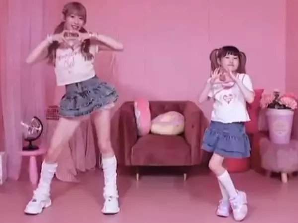 「28でもうこんな大きい子供いるのか、、」シングルマザー歌手、娘とのダンス公開！ 「素敵な親子だね」