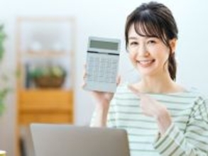 年金受給中の60代女性です。もし勤め先で厚生年金に入ることになったら、働く収入の上限は変わりますか？