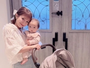 辻希美、第5子の抱っこショット公開！ “暑さ対策の必需品”を紹介「最大マイナス30℃に」