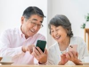 60代のネットやスマホ代、毎月いくらかかってる？「1万円未満」におさえている人が約4割も