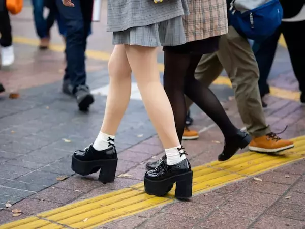 「お嬢様学校だから交際費が…」と娘にねだられ金を渡し続けた公立出身パパの末路は？【中学受験】