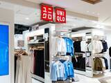 「「期待を裏切らないUNIQLO新作」ウエストゴムの“スマートイージーパンツ”が動きやすいと大評判」の画像1
