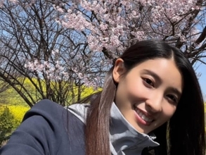 土屋太鳳、“桜のコラボ”自撮りショット公開「最上級に可愛いすぎますね」「太鳳ちゃんも桜もお美しい」