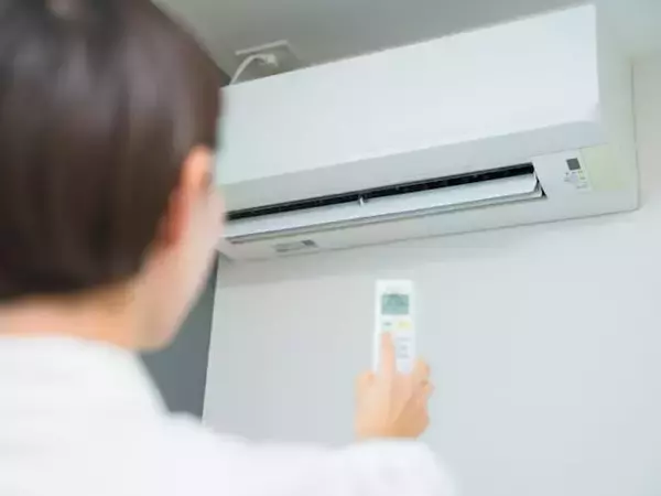 Q.「エアコン」の寿命は何年ですか？ “寿命を延ばすコツ”も専門家が解説！