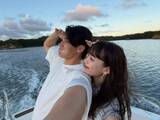 「「涙出た」サッカー日本代表、炎上騒動の美人妻との幸せ家族ショットに反響！ 「最高な夫」「素敵」」の画像1