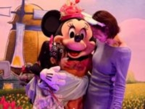 「良いお母さんやな」木下優樹菜、次女とのディズニーショットに反響「再現っぷりすごい　可愛い親子」