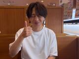 「「近くにいた人羨ましい」寺西拓人、回転ずしを楽しむオフショットに反響！ 「親近感わく」「彼氏すぎる」」の画像1