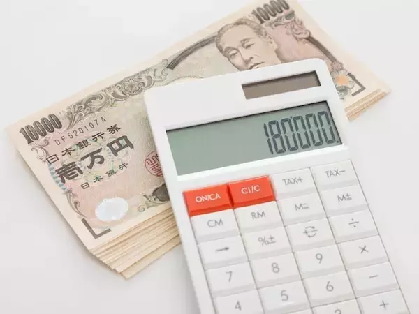 年金をもらいながら、去年1年間、年収125万円ぐらいのアルバイトをしました。確定申告は必要ですか？