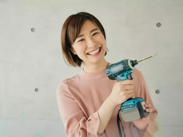 「初心者でも扱いやすく安価」DIYを始めた32歳女性が初めて選んだインパクトドライバーは