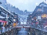 「一度は行ってみたい「全国あこがれ温泉地」ランキング！ 2位は山形「銀山温泉」、では1位は？」の画像1