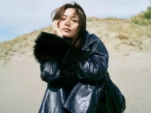 「違う一面が見れて」川口春奈、アンニュイな表情のモデルショット！ 「急に、大人っぽくなったよね」