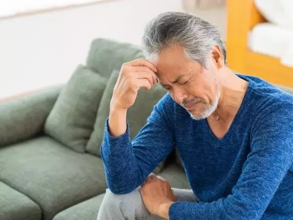 月の年金10万円「貯金、転職、投資の勉強……後悔をあげたらきりがない」65歳男性老後の暮らし