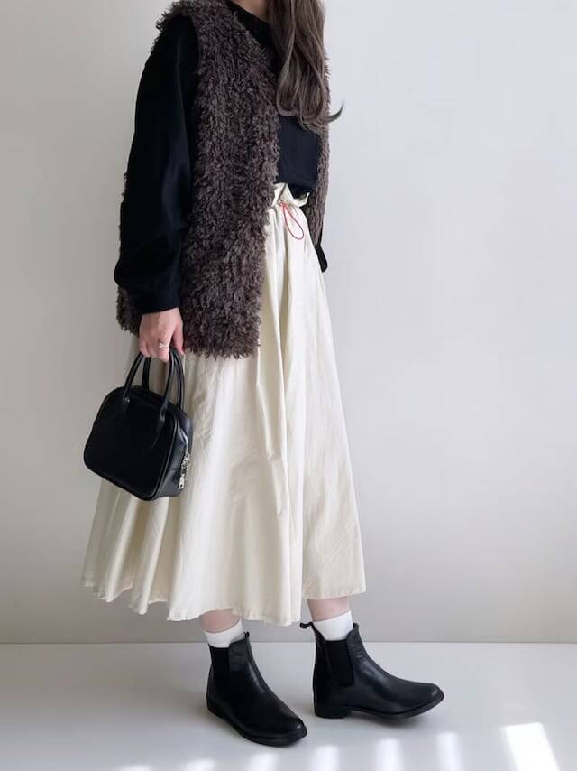 ALL3000円以下【無印良品】ゆったりメンズニットが優秀「大人のきれいめカジュアルコーデ」3選