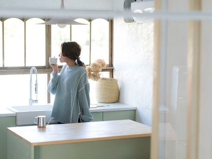 値段は高いけど買ってよかった！ 38歳女性が「10年前」からずっと使い続けるもの