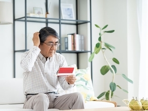 月の年金15万円「物価高でお金の減りが早い。以前より生活が厳しくなった」66歳男性の老後