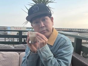 「BTSの人かとおもた」フジモン、長女撮影のプライベートショット公開「頭から草やん」「マダム感が最高」