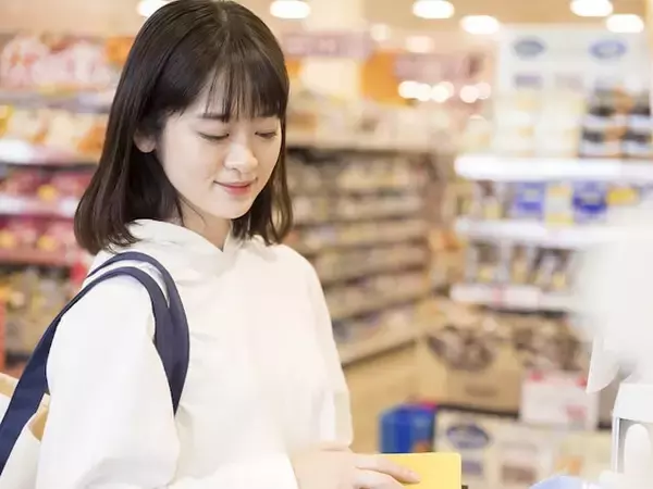 【2026年】金運を呼び込む「貯まる財布」の特徴って？