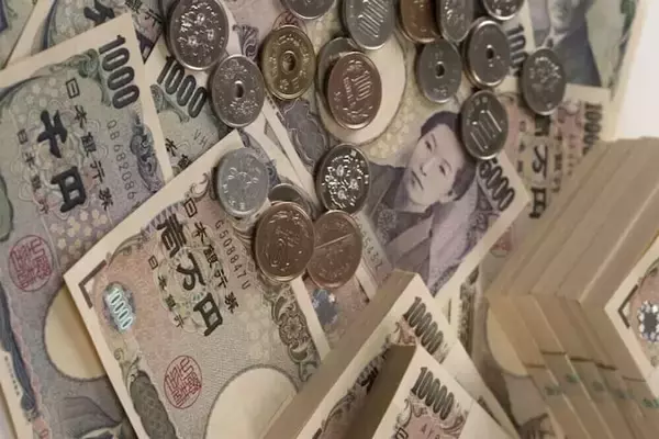 遺族年金をもらっていますが、同時に、特別支給の老齢厚生年金はもらえないでしょうか？