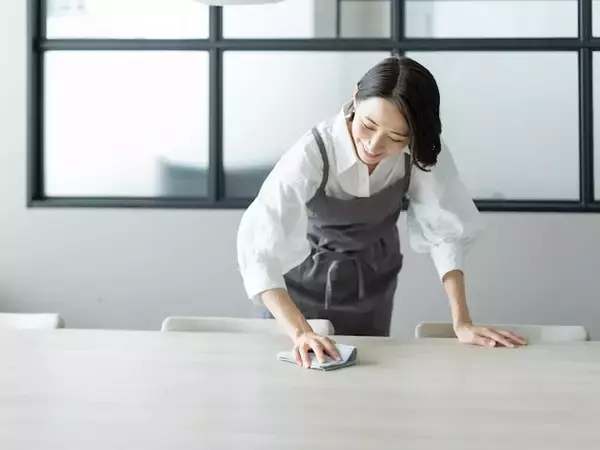 「きれいな部屋をキープできない」と悩む人へ。「無理に頑張る」片付けをやめると習慣化する理由