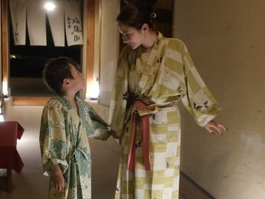 「ママも相変わらず綺麗」村重杏奈、浴衣姿での家族集合ショットを公開！ 「加わりたい」「素敵なfamily」