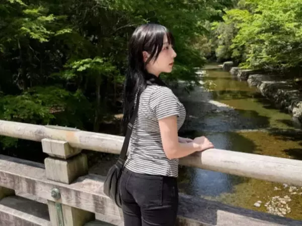 「150cmに詰まった肉体美」人気タレント、“150cmすぎる”全身ショット公開「もっと大きいかと思ってた」