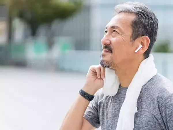「ジョギングぶつぶつ」で定着率アップ！72歳で英検1級を掴んだ隙間時間の「ながら・反復学習法」